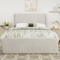 Gestoffeerd bed met ribfluwelen frame, wingback hoofdeinde en hoog voeteneinde (Queen/King size)