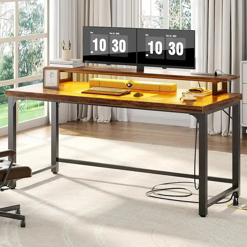 55-inch computerbureau met stopcontacten en ledlichtstrip