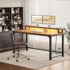 55-inch computerbureau met stopcontacten en ledlichtstrip
