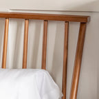 Massief houten spijlenbed