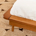 Massief houten spijlenbed