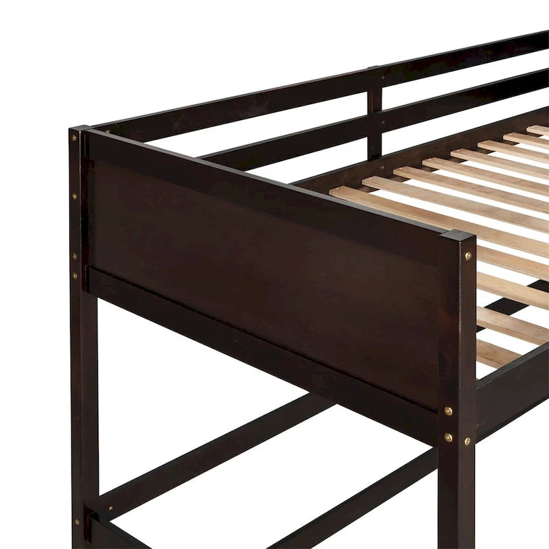 Massief houten hoogslaper voor twee personen met ladder