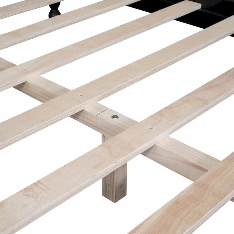 Houten bedframe met lattenbodem, tweepersoonsformaat