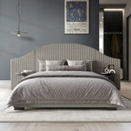 Moderne Wandpaneelbed