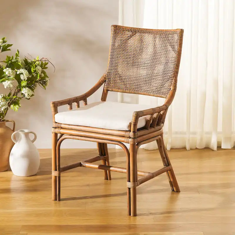 Coastal rotan stoel met kussen 22 B x 24 L x 37 H 22B x 24D x 37H